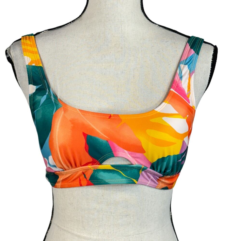 BCBG Paris Medium Bikini Swim Top Leaf Pullover Keyhole Padded Cups Stretch